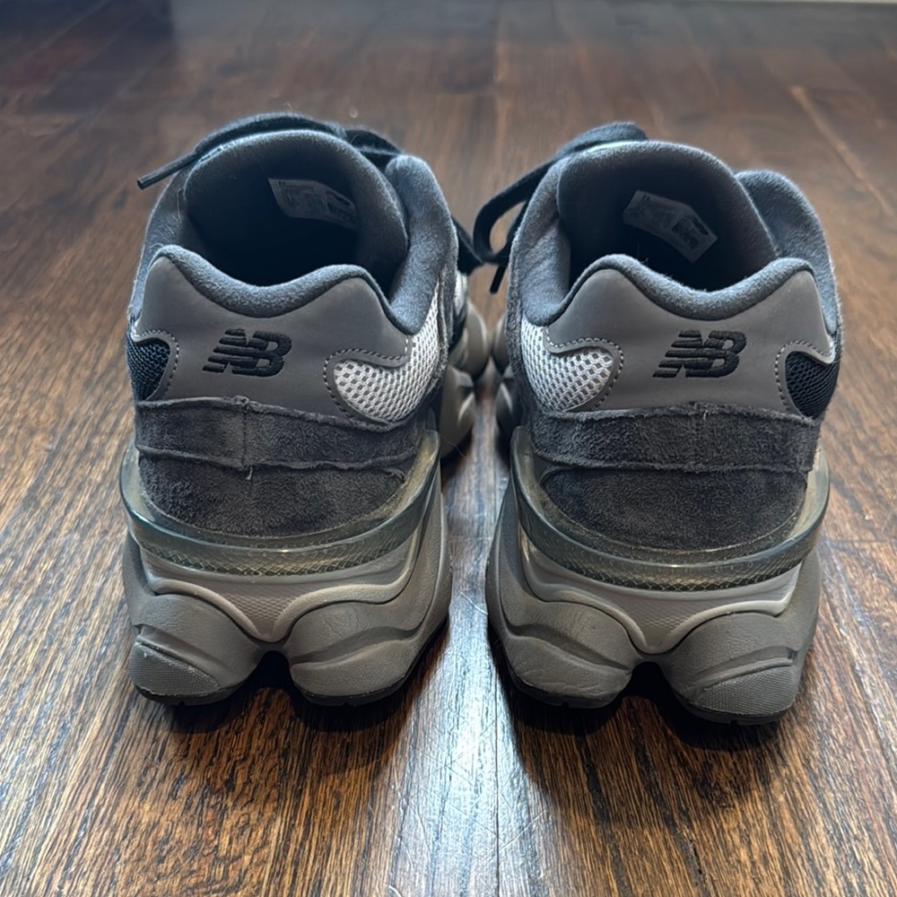 New Balance 9060 Black/Castlerock - Picture 2 of 6